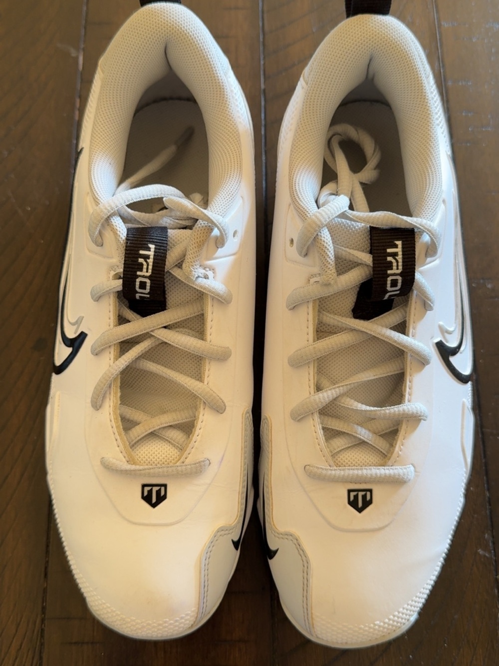 Nike 5Y Boys Soccer Cleats